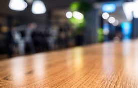 La Commission des droits remporte une victoire pour une femme trans discriminée par un employeur